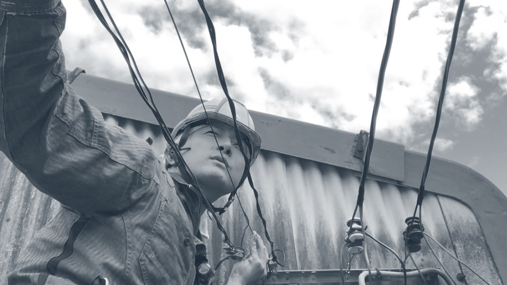 知多市で外仕事での転職をお考えなら、通信工事の正社員を募集しております、株式会社DIRECTION（ディレクション）へご応募ください！